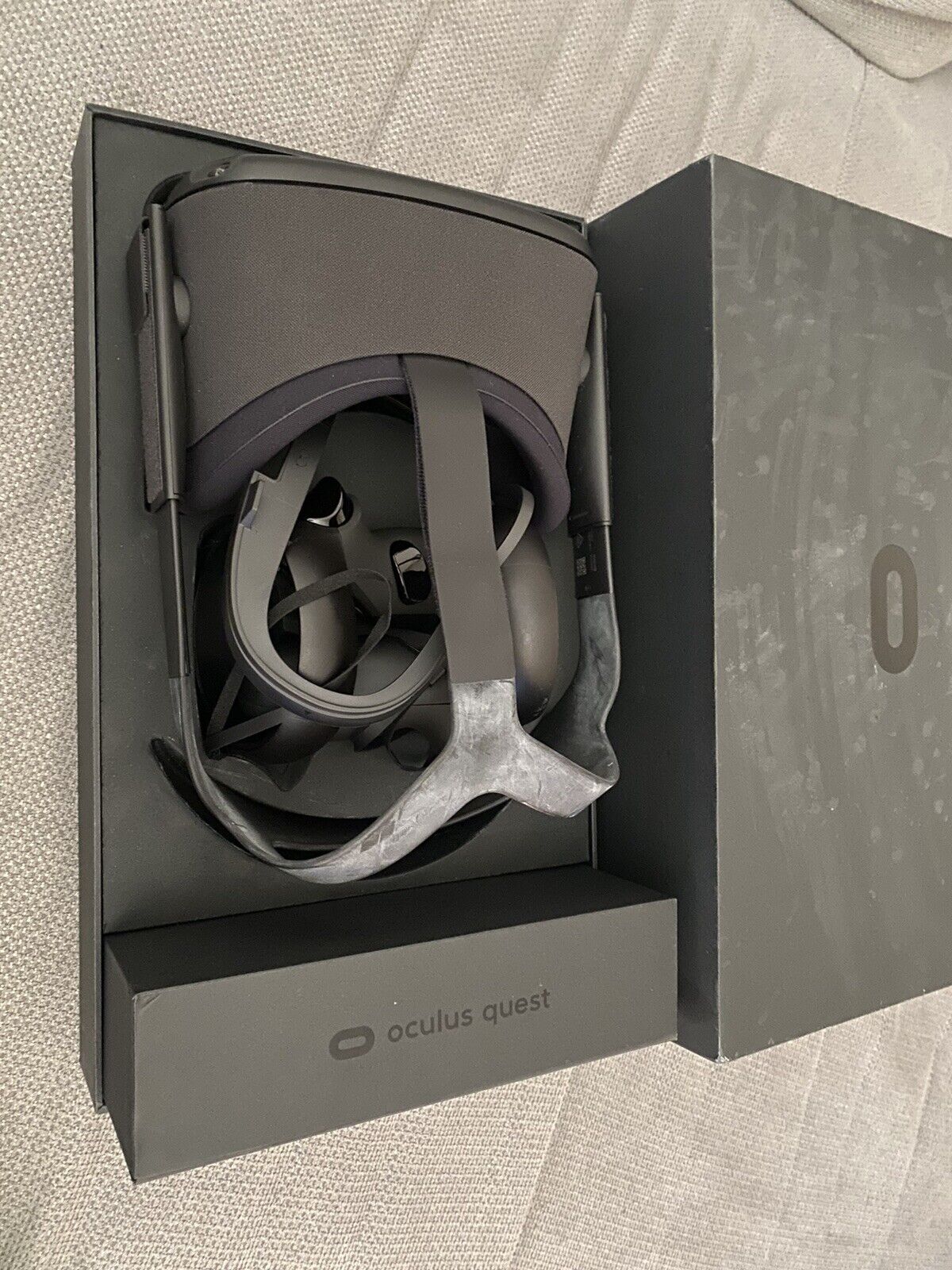 Meta Oculus Quest 128GB VR-Headset - Schwarz
