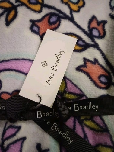 Vera Bradley Maddalena Paisley Fleece Purple White Throw Blanket 94" x 66" NEW - Picture 2 of 5