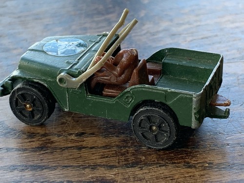 Corgi Juniors Whizzwheels Willys Jeep Unboxed Military Playworn - Picture 4 of 9