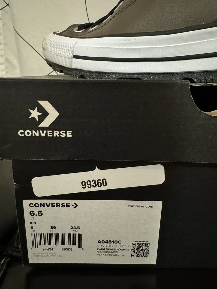 全新 男女通用 匡威 Berkshire 靴子 高引擎 烟/黑色/白色 儿童 尺寸 6.5 — 第 4/4 张图片