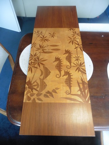 Großes Wandbild Intarsien Bild Seepferdchen Fische Teakholz 60er J. 102 x 35 cm