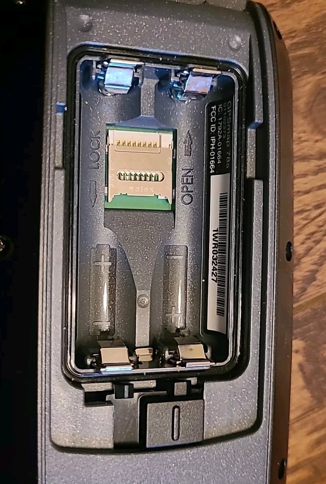 Garmin GPSmap 78s Handheld Marine GPS w/ 3axis compass & barometric