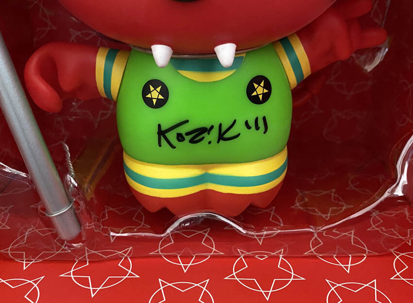 Kozik Hello Kitty Empress of The Underworld Kidrobot 6