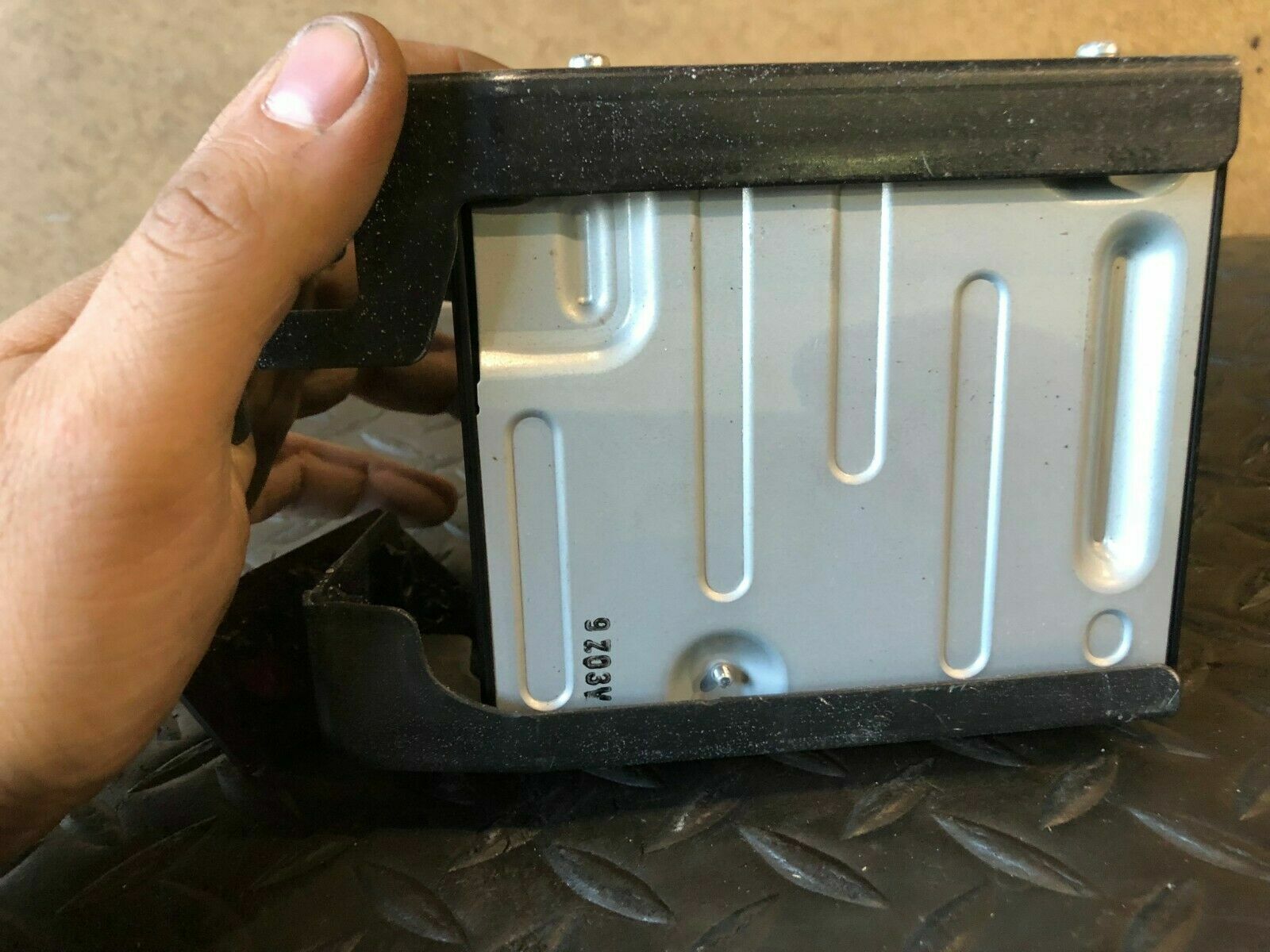 JEEP GRAND CHEROKEE SRT8 20082010 OEM POWER ELECTRIC INVERTER MODULE