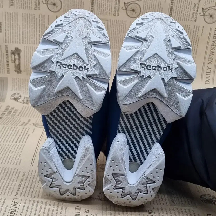 Reebok Instapump Fury Women’s Sneakers Size 240