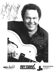 Perfect Condition Roy Clark Signed / Autographed B&W Promo Photo with COA