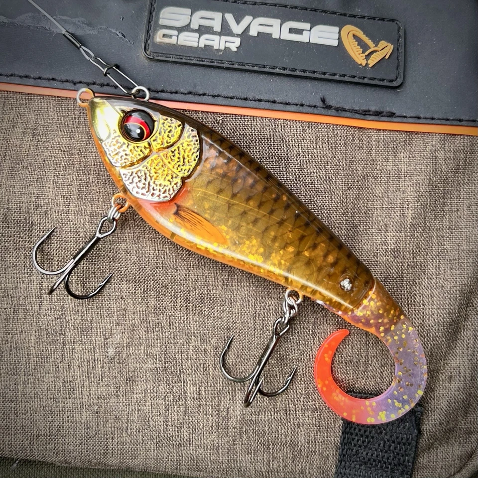 New Savage Gear Deviator Tail Pike Jerkbait Lure! - Image 2 of 4