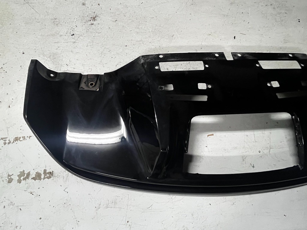 Audi  R8 rear lower diffuser / First Generation