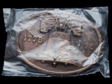 KF07163 NOS VINTAGE 1975 LIBERTY BELL BICENTENNIAL BRASSTONE BELT BUCKLE