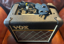 Vox Mini3 G2 Portable Modelling Guitar Amplifier w. effects and w. Power Cable.