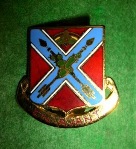 US Army 151st Field Artillery Battalion DUI DI Unit Crest Insignia Badge