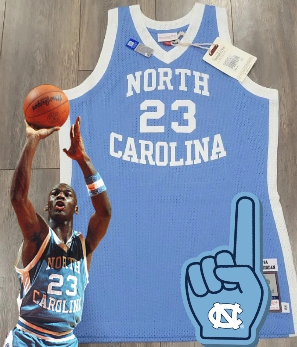 Men's Mitchell & Ness Michael Jordan Carolina Blue North Carolina Tar Heels 1983-84 Authentic Throwback College Jersey in Light Blue