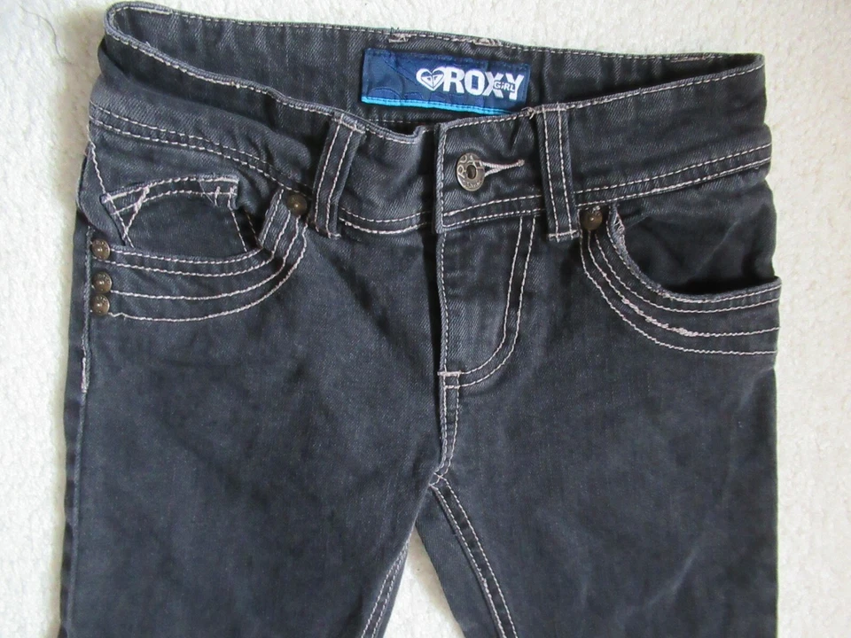 Roxy Girls Surf Faded Black Whte Stitch Capri Jeans Cropped Short Pants 7 - Image 3 of 4