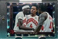 RAPTORS TEAM MOSAIC PRISM CHECKERBOARD HOLO SP INSERT – RAPTORS MINT