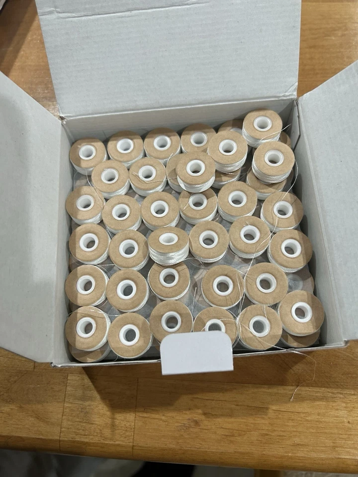 144 White Pre-wound L-Style Plastic Bobbins for Embroidery Machines (SA155) Size - Image 2 of 2