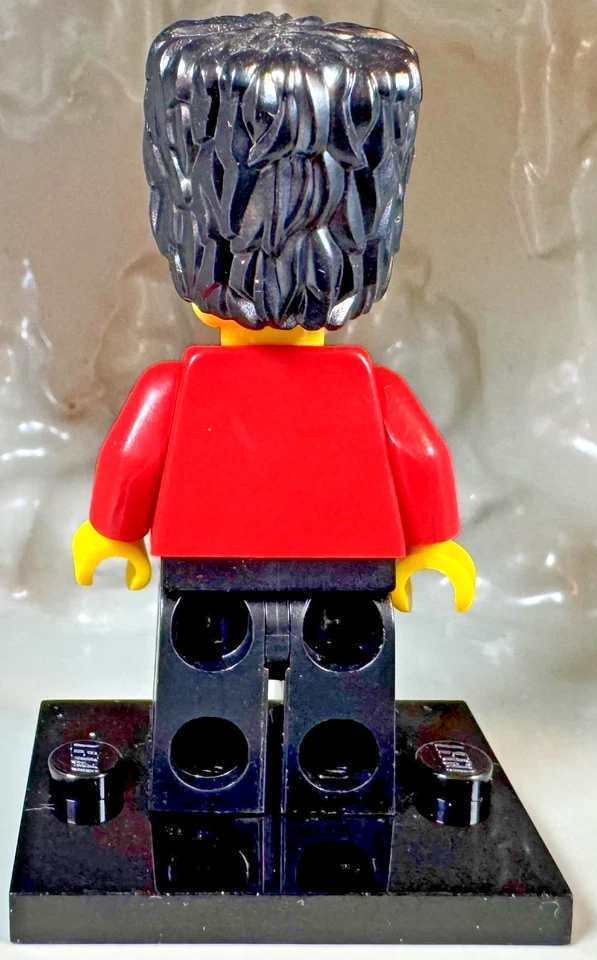 LEGO (8805) CMF Serie 5 Minifigura Guardia Real col05-3 Completo Londres Británico Foto 3 de 4