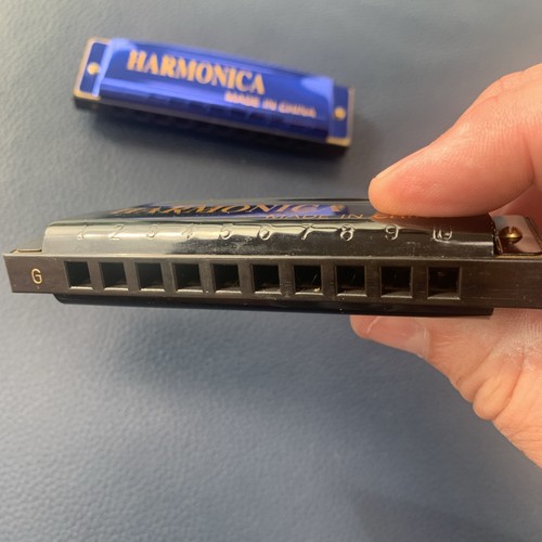 2 x Vintage Harmonicas 10 Hole Harp Key F & G Unbranded Harmonica Made in China - Picture 2 of 10