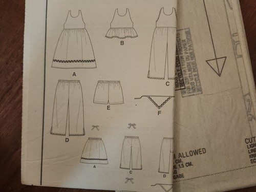 Simplicity & New Look 6361 Sewing Pattern Girl's Outfits 12 Pieces Size A 3-8 FF - Picture 3 of 3