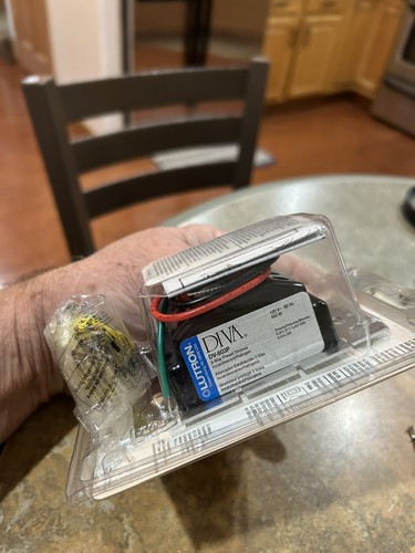 Lutron DV-603PH-IV colore avorio Diva 600w luce localizzatore dimmer a 3 vie nuovo - Foto 2 di 2