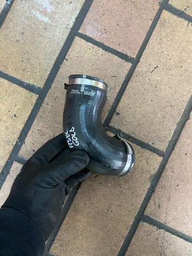 Audi A3 8L VW Golf IV 1.8T Ladeluftschlauch Druckschlauch Turbolader 06A145832C