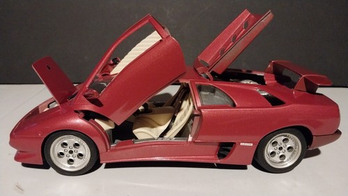 Burago 1:18 Bronze 1990 Lamborghini Diablo - Picture 4 of 14