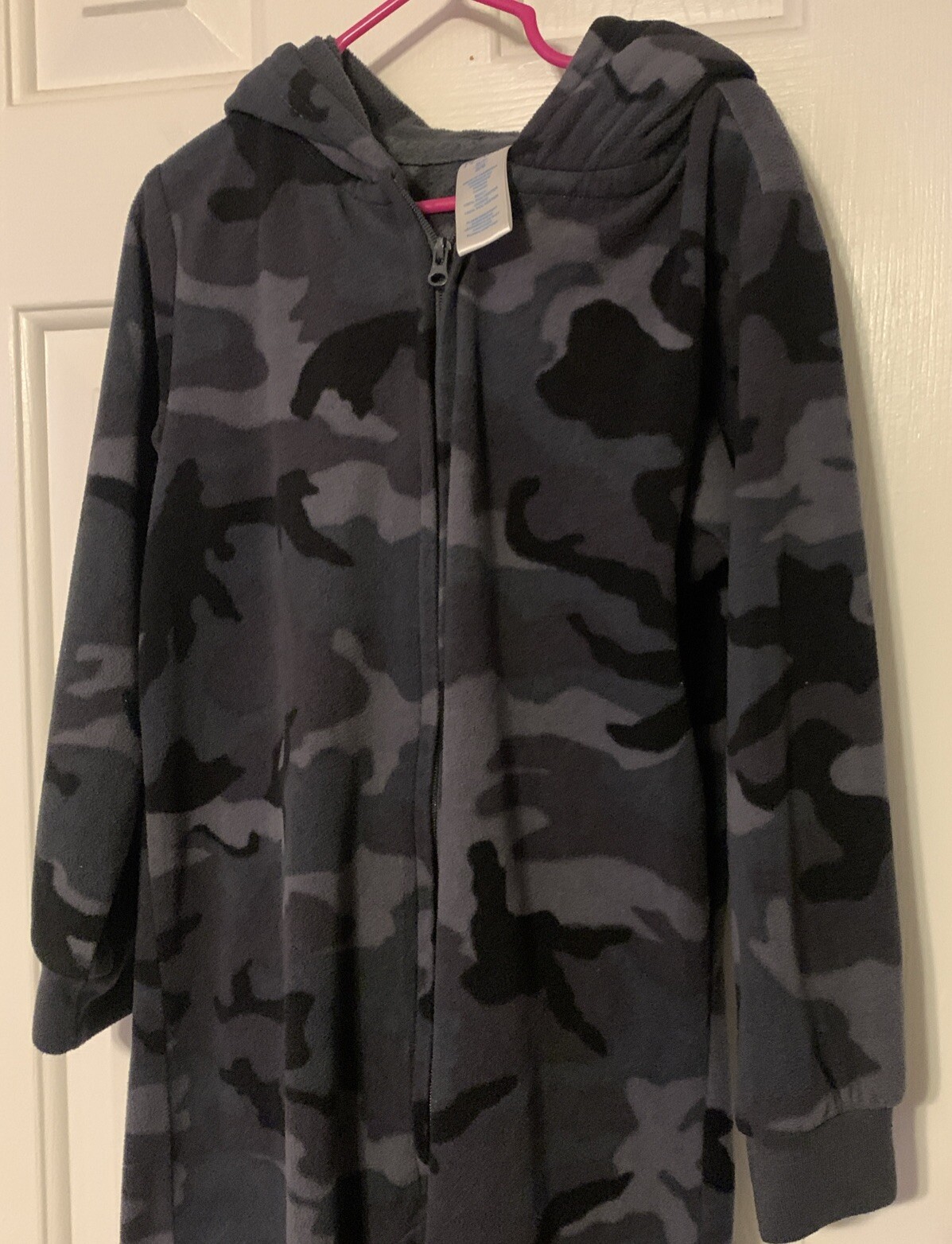 Picture 3 of 10