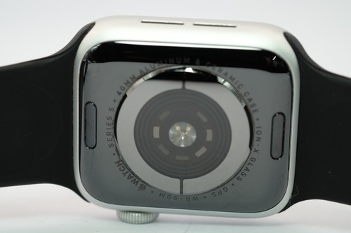 APPLE Watch Series 5, 40MM A2092. - Photo 6 sur 9