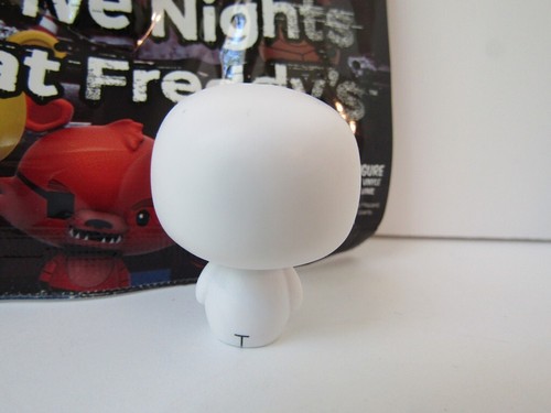 Funko Pint Size Heroes FNAF Five Nights at Freddy's Gamestop: Crying Child - Picture 3 of 7