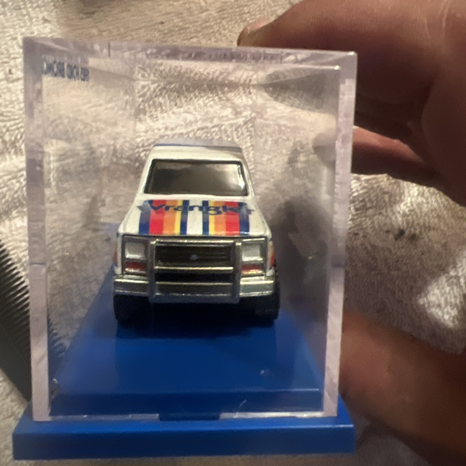 Picture 2 of 5