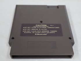 R.C. Carro Pro-Am (NES, 1988) solo 3 tornillos