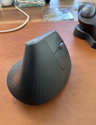 Logitech MX Vertical Advanced Ergonomic Wireless Mouse Bluetooth