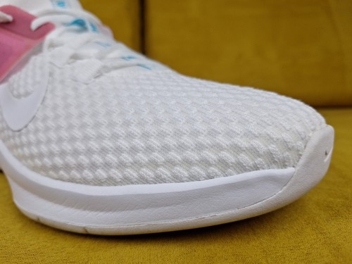 Nike Air Max Bella TR 2 Damen weiß blau und pink Größe 10 gebraucht, in einwandfreiem Zustand - Bild 19 von 24