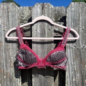Vintage euro Y2K Pink gray bra with floral details  Made in France  Aubade Paris