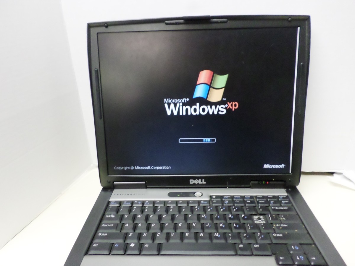 Dell Latitude D520 laptop Core 2 Duo 1.66GHz 1GBRAM 80 GB CD