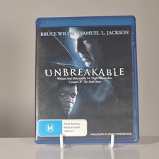 Unbreakable (2000) disc cover