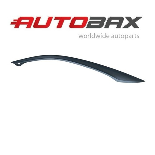 Aston Martin DB11 2019-2023 Left Molding Photo - $3,000