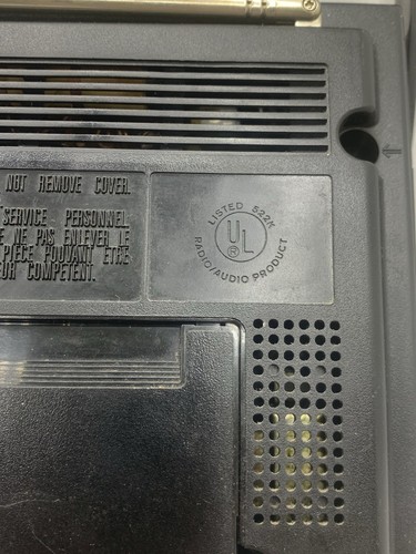 Vintage Sony AM/FM Radio 2 Band Receiver TFM-7720W Tested Works Uses D Batteries - Picture 12 of 18