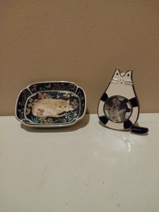 Cat Metal Picture Frame 4" Tall And Ceramic Cat Dish Preowned
