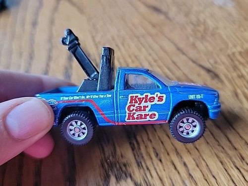 2002 TONKA MAISTO DODGE DAKOTA KYLE'S CAR KARE BLUE 1:64 DIECAST 3" TOW TRUCK - Picture 3 of 4