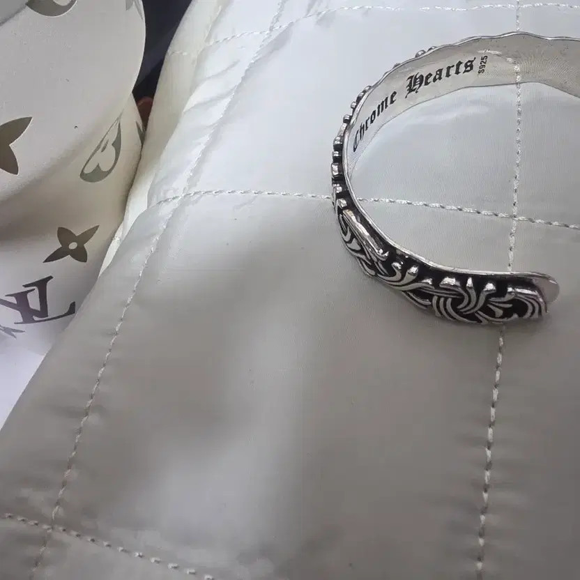 Chrome Hearts Floral Silver Bracelet and Earrings Set 925