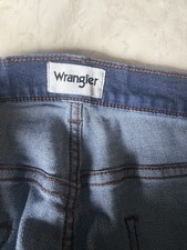 Wrangler Men s Greensboro Jeans Regular Strai...