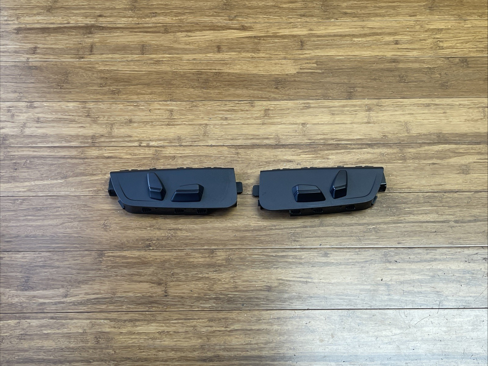 2014‑2024 BMW i8 I12 Front Right & Left Seat Adjustment Switch Set of 2 OEM