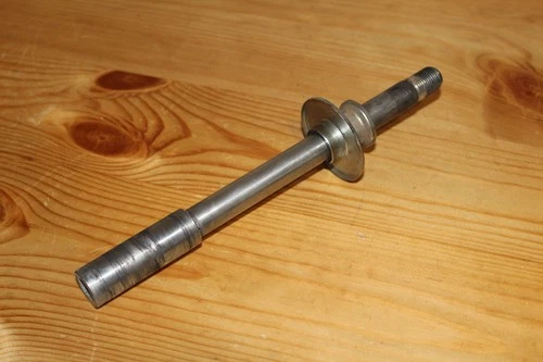 AXLE, FRONT