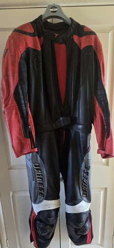 Dainese Motorrad Leder. Größe 56/46 UK