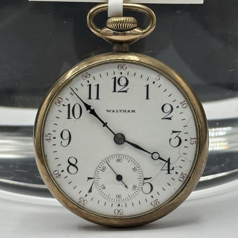 Waltham 15J Pocket Watch 12s 1913 A.W.W. Co. Floral Engraving & Crest