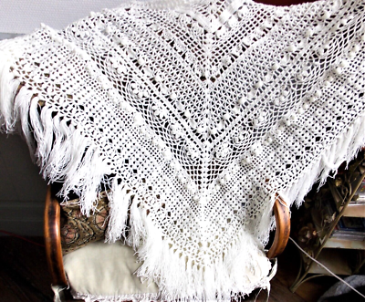 Rideau Fait Main Sur Mesure Crinolines Et Pomponettes - Création Française Artisanale