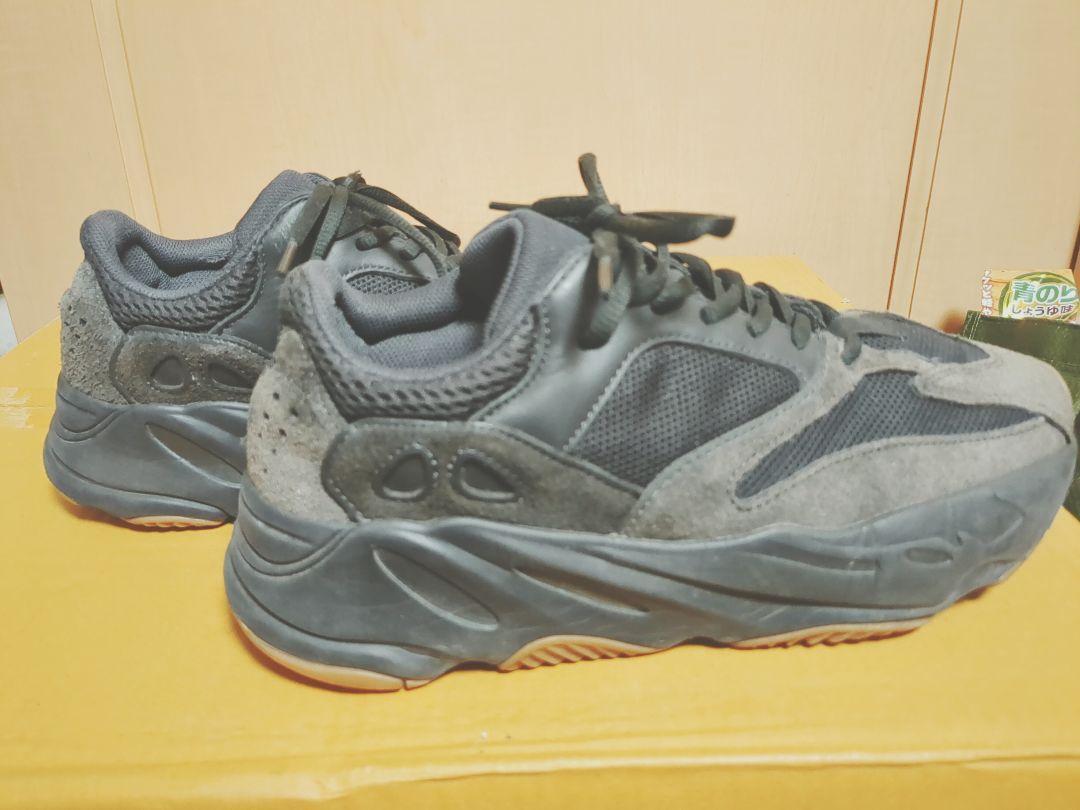 YEEZY BOOST 700 グレー 225サイズ adidas yeezy boost 700 v2 static white grey - new size 8.5K