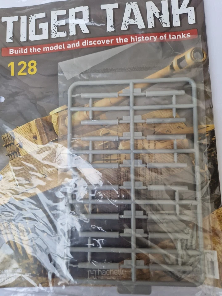 1/16 HACHETTE Costruire il Proprio Tiger Modello Serbatoio Numero 128 Inc Parte - Immagine 2 di 2