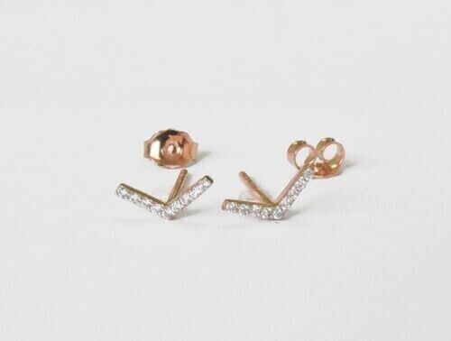14k Yellow Gold 0.15Ct Round Natural Diamond Stud Women's Earrings "V" Shape - Picture 4 of 12