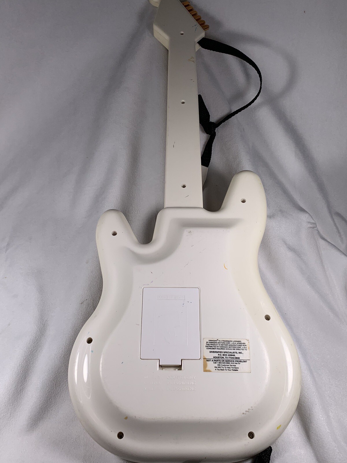 Vintage Kawasaki Kids Toy Guitar Electronic Music Toys White Gold Red